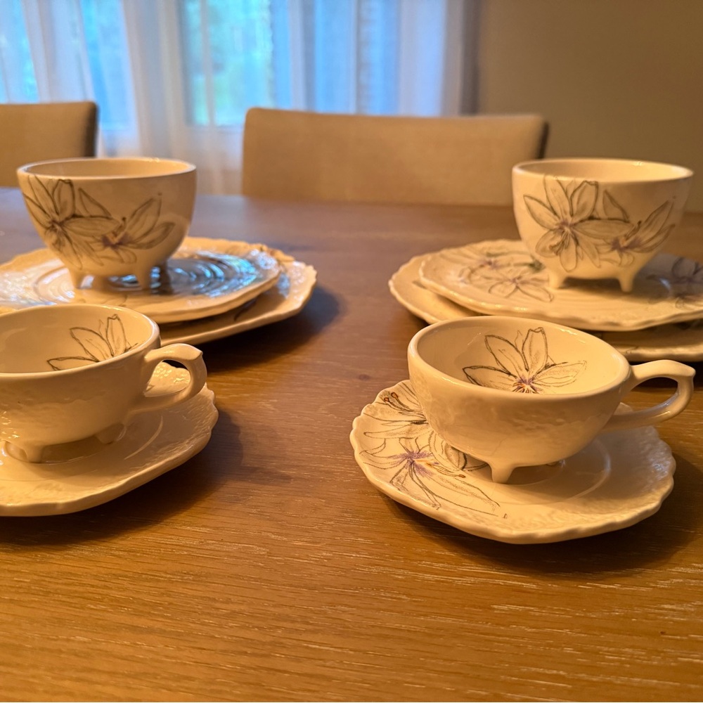 Elegant Floral Tea Set from Anthropolohie - Picture 1 of 5